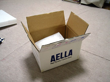 新ステップが入ってきたAELLAの箱